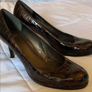 Brown Patent Stuart Weitzman Heels